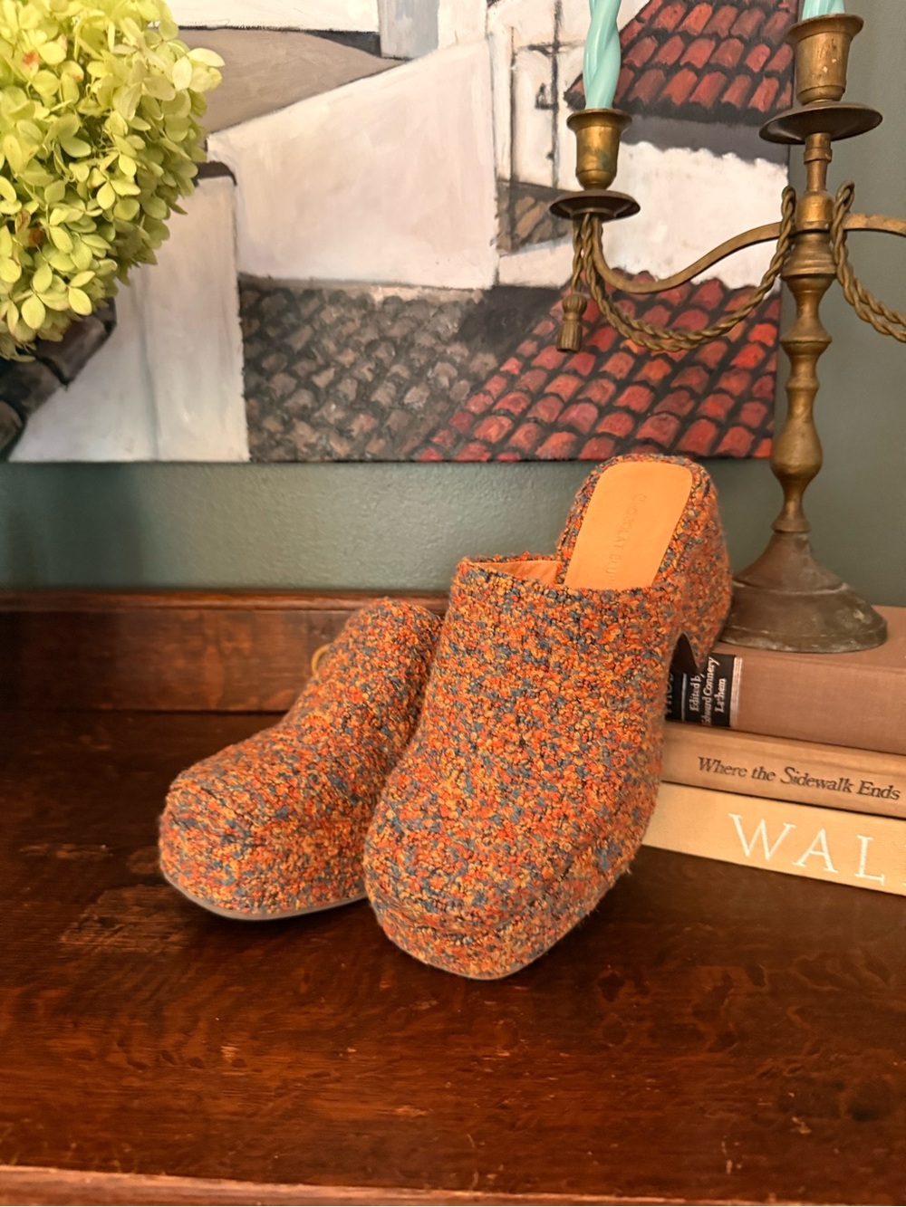 Chocolat Blu Gertie Platform Clog Size 7